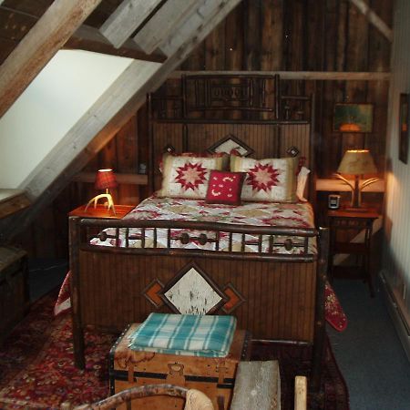 Lodge At Millstone Hill Barre Bagian luar foto