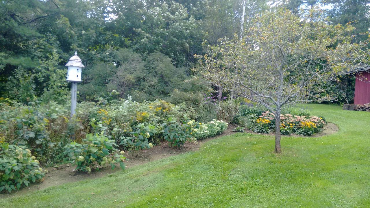 Lodge At Millstone Hill Barre Bagian luar foto